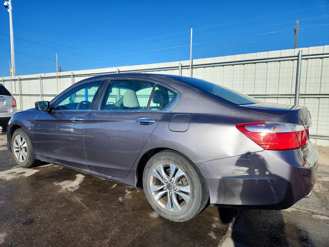 2013 Honda Accord Lx - zdjęcie 2