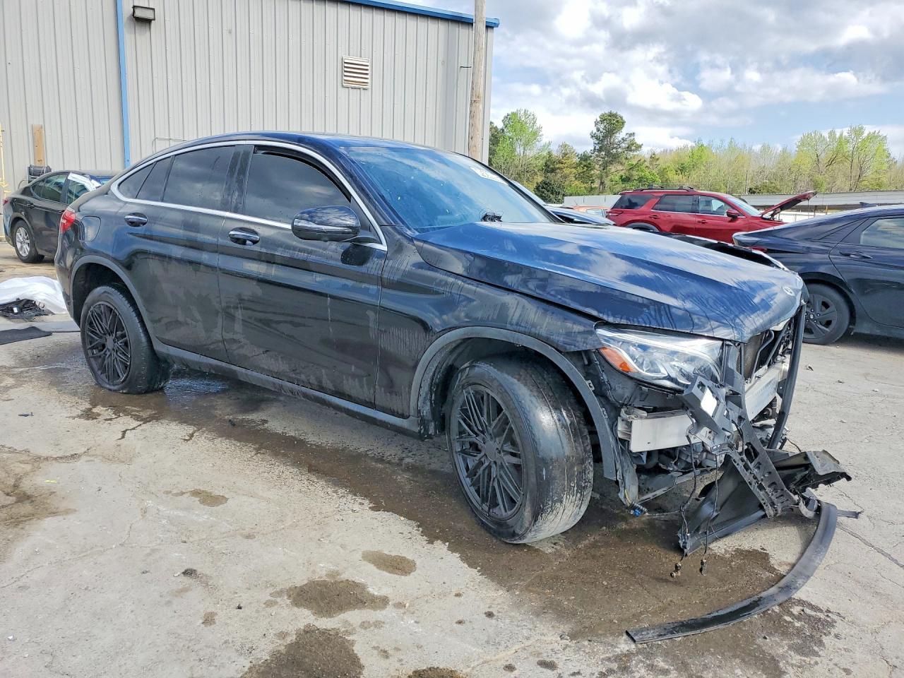 2019 Mercedes-Benz Glc Coupe 300 4Matic - zdjęcie 4