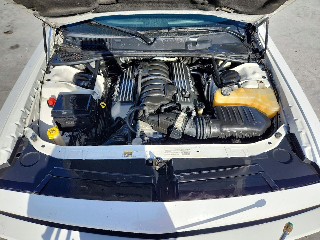 2014 Dodge Challenger Srt8 Core - zdjęcie 11