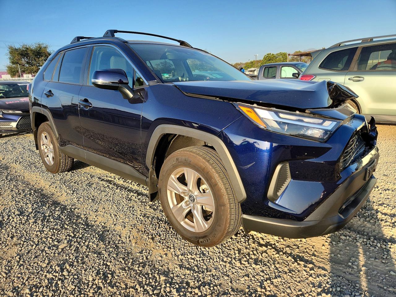 2025 Toyota Rav4 Xle - zdjęcie 4