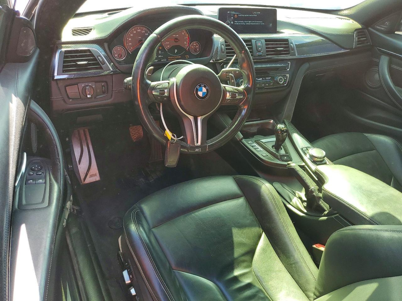 2016 BMW M4 - zdjęcie 8