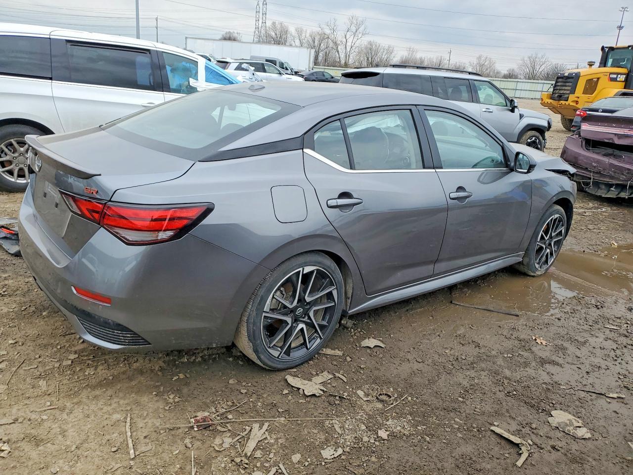 2025 Nissan Sentra Sr - zdjęcie 3