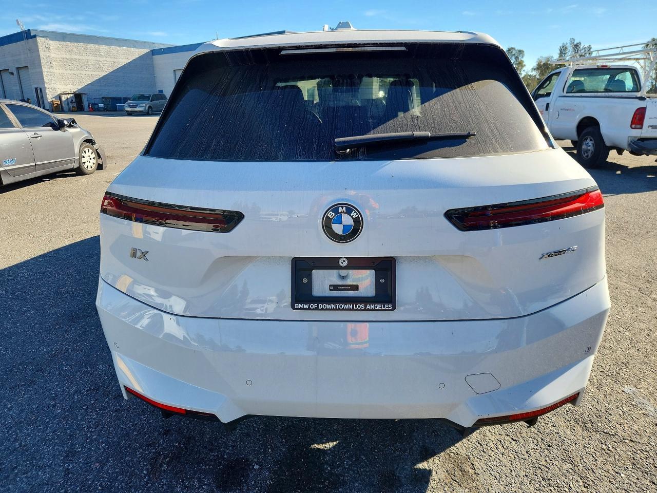 2026 BMW Ix xDrive45 - zdjęcie 6