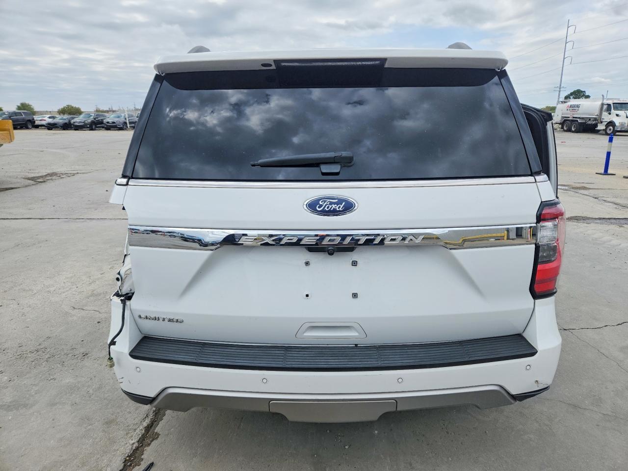 2018 Ford Expedition Limited - zdjęcie 6