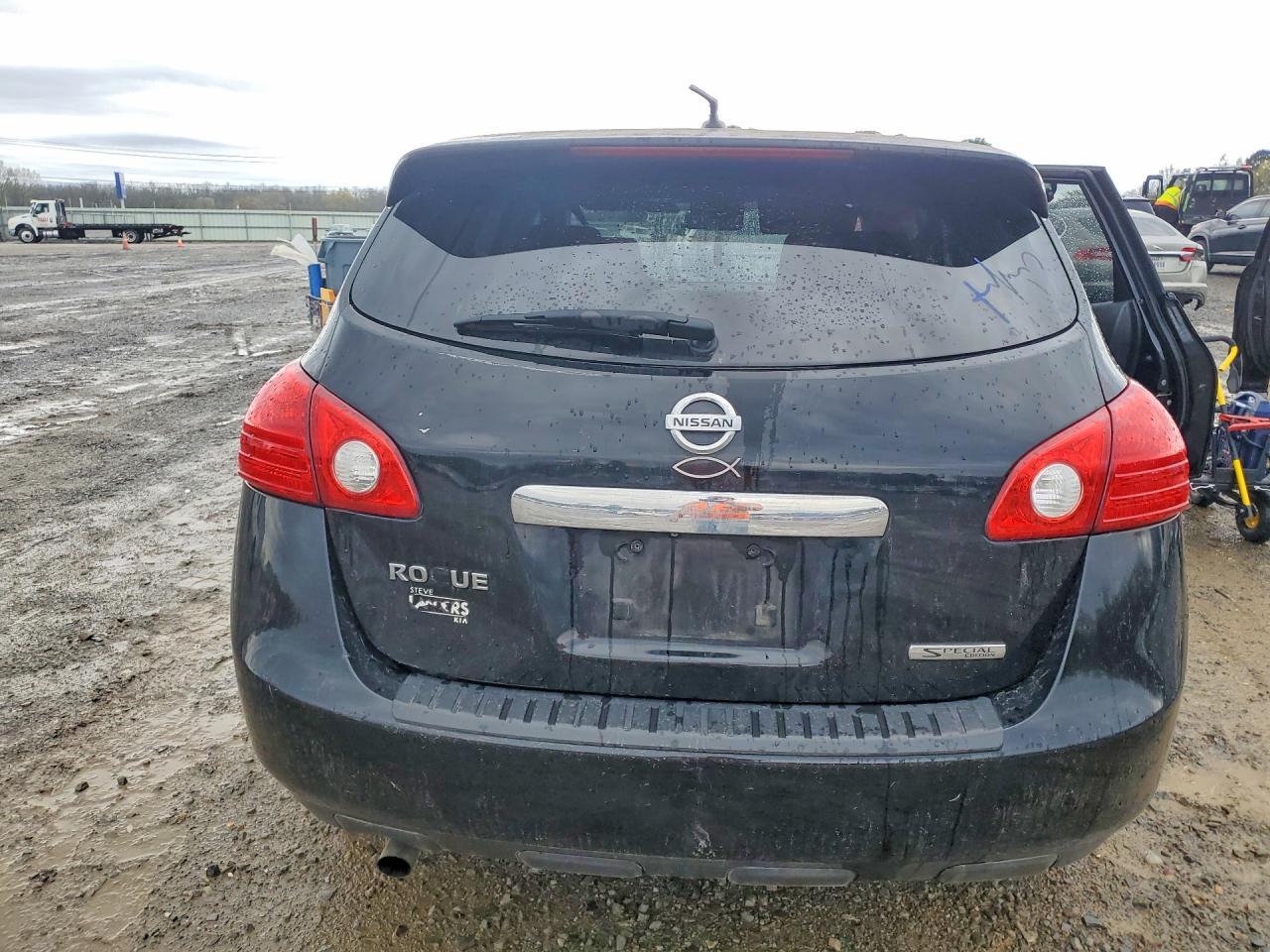 2013 Nissan Rogue S - zdjęcie 6