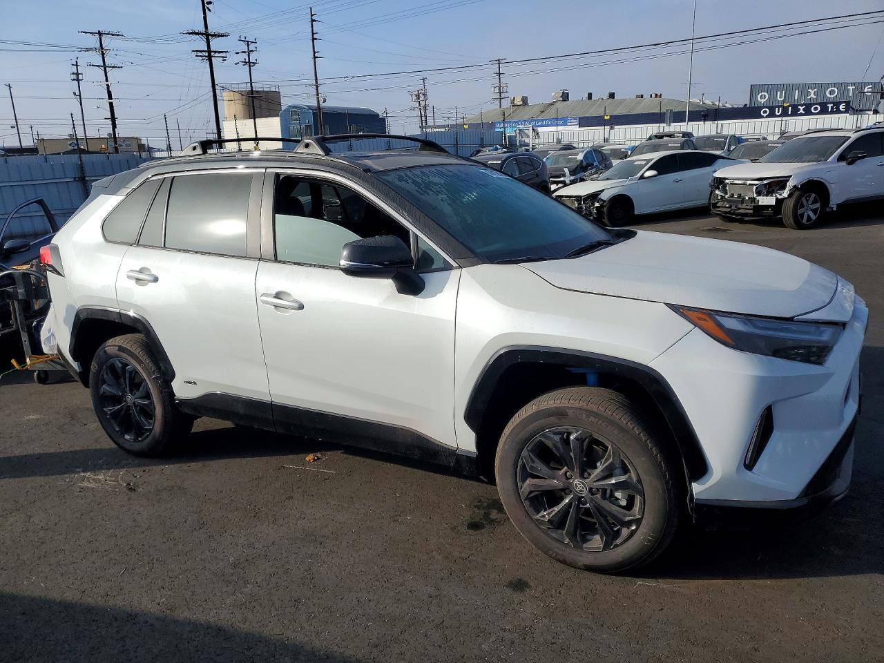 2024 Toyota Rav4 Hybrid Xse - zdjęcie 4
