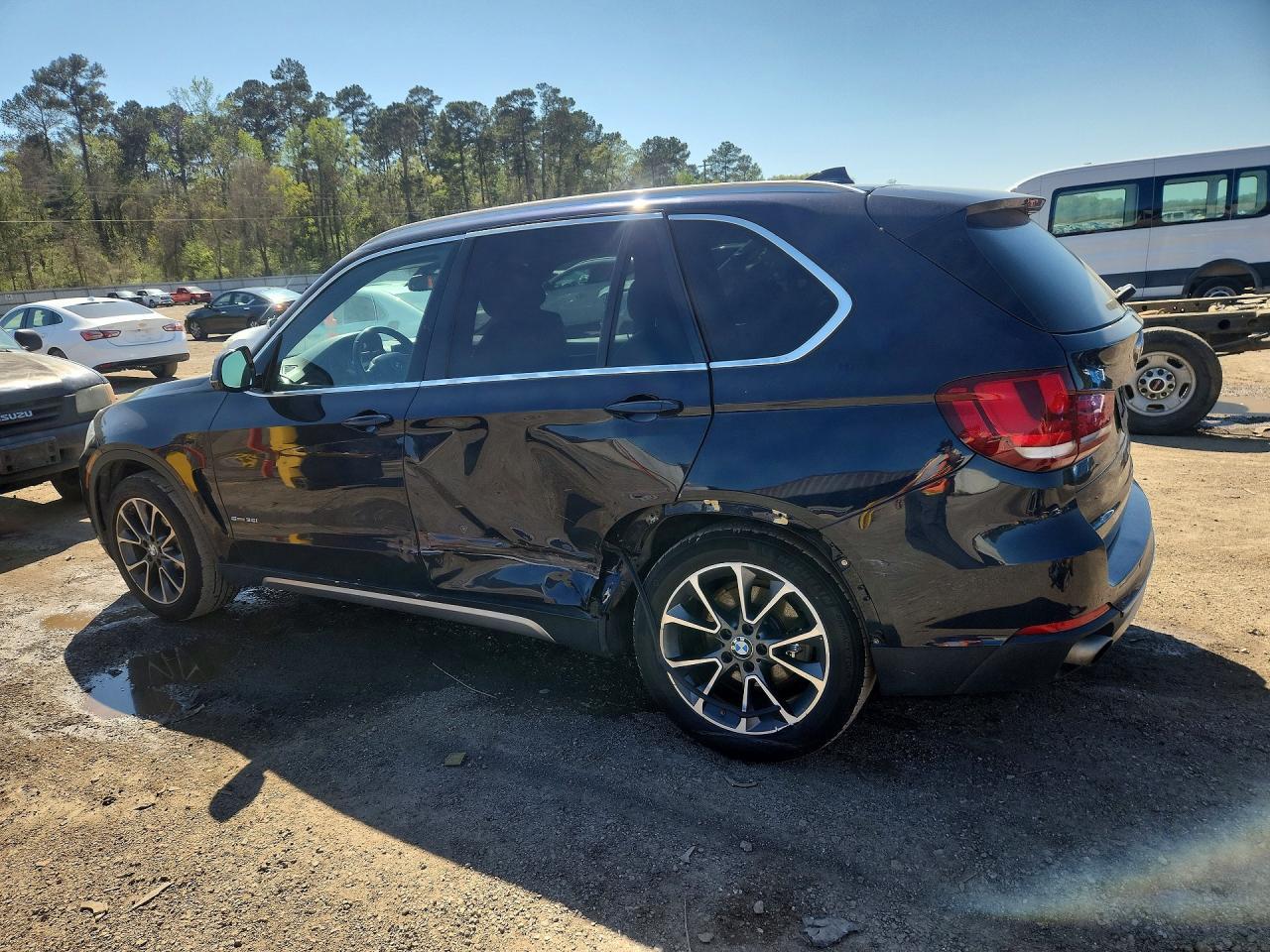 2017 BMW X5 xDrive35I - zdjęcie 2