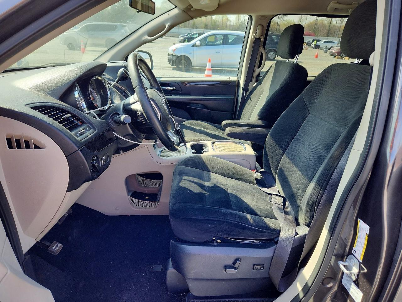 2016 Dodge Grand Caravan Sxt - zdjęcie 7