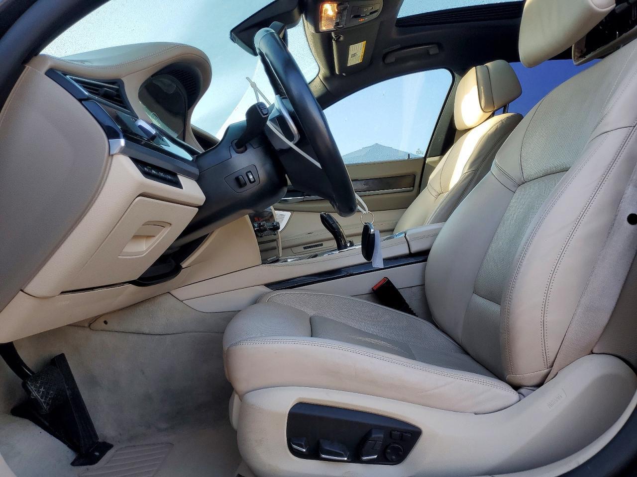 2013 BMW 750 Li - zdjęcie 7