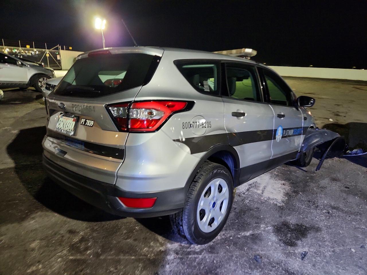 2018 Ford Escape S - zdjęcie 3