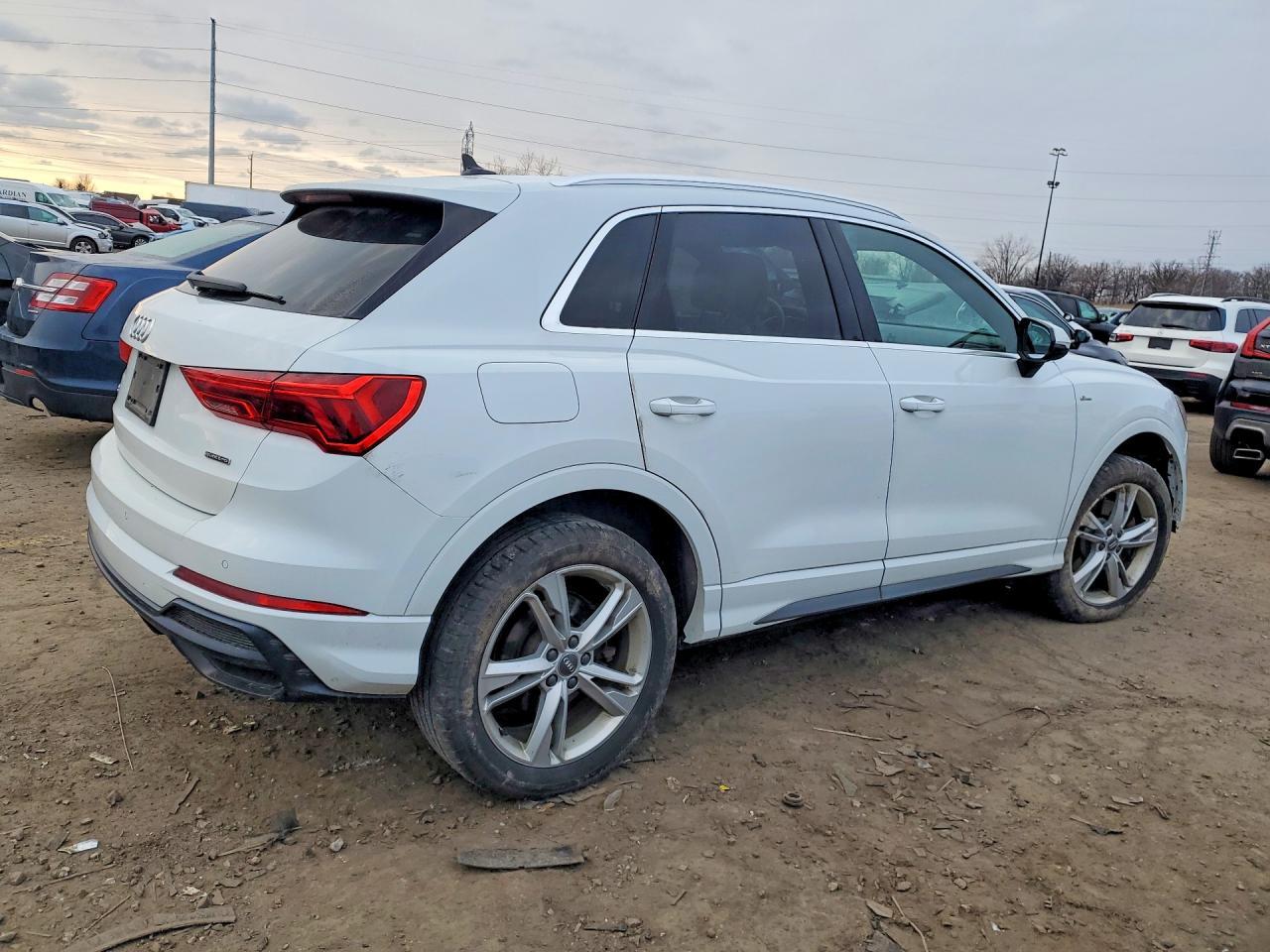 2020 Audi Q3 Premium S Line - zdjęcie 3