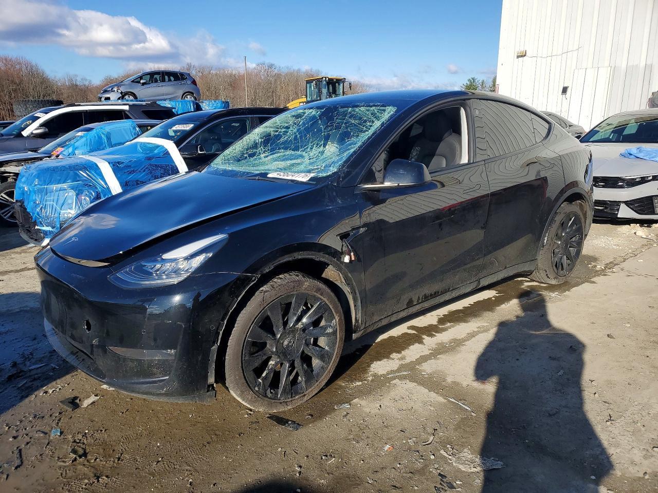 2022 Tesla Model Y - zdjęcie główne
