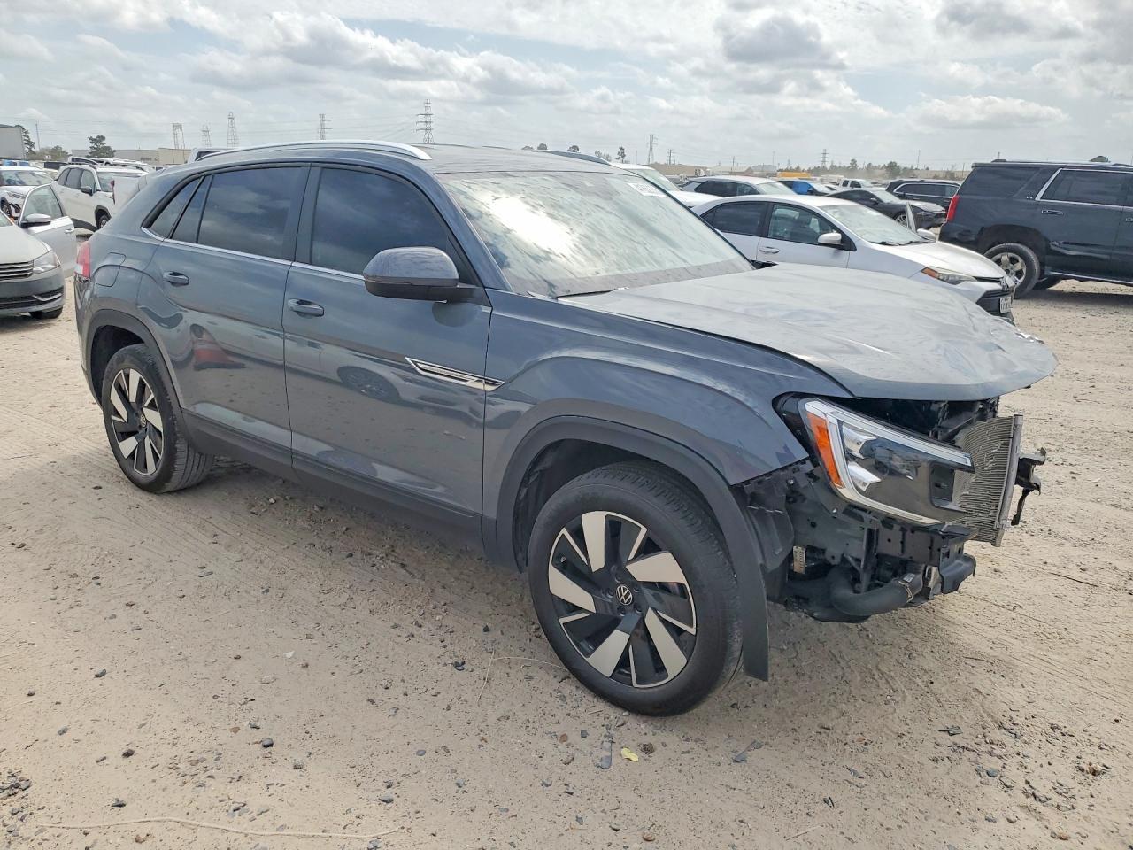 2025 Volkswagen Atlas Cross Sport Se - zdjęcie 4