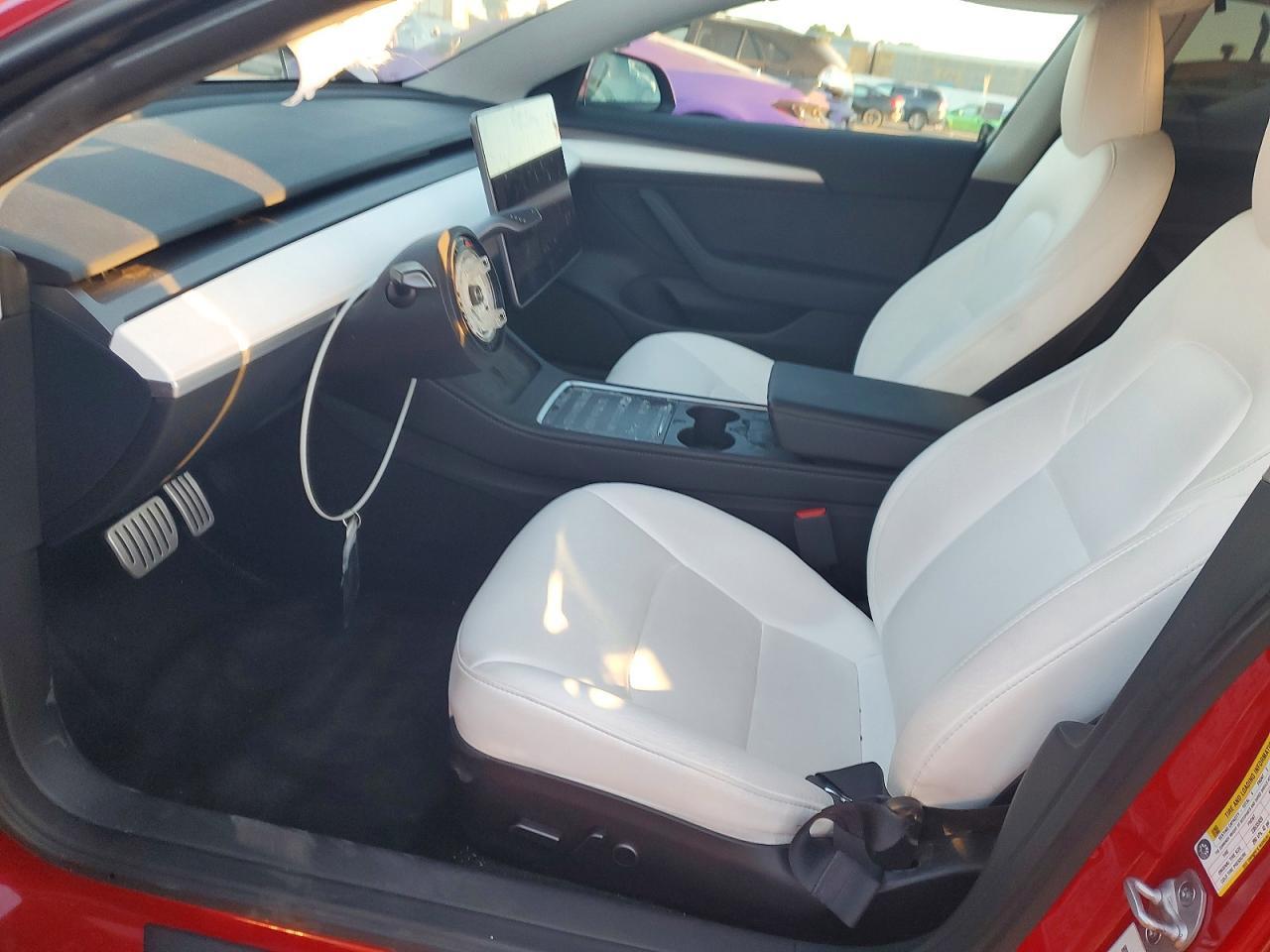 2023 Tesla Model 3 - zdjęcie 7
