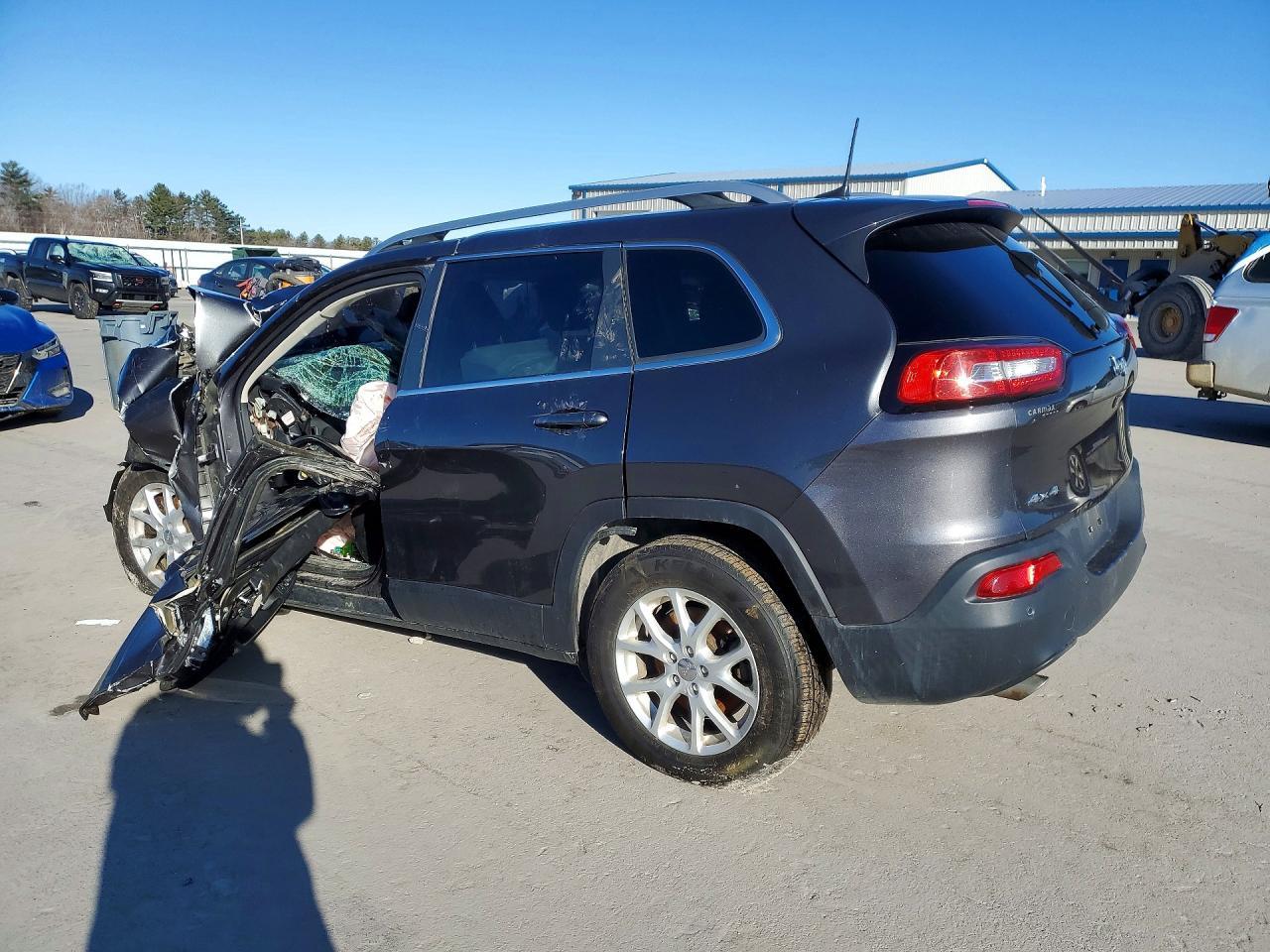 2016 Jeep Cherokee Latitude - zdjęcie 2