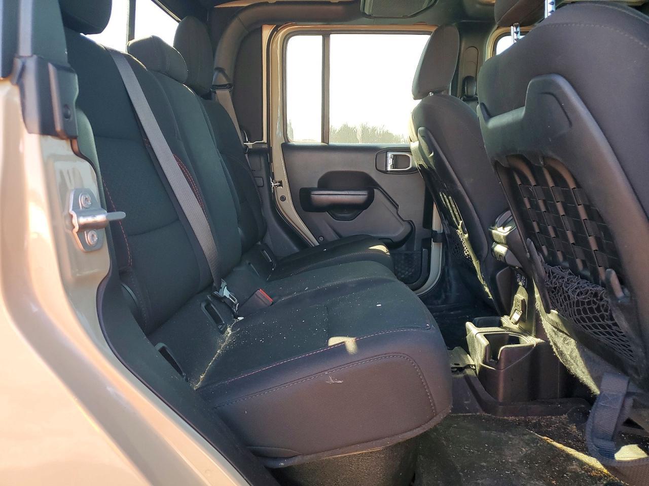 2020 Jeep Gladiator Rubicon - zdjęcie 10