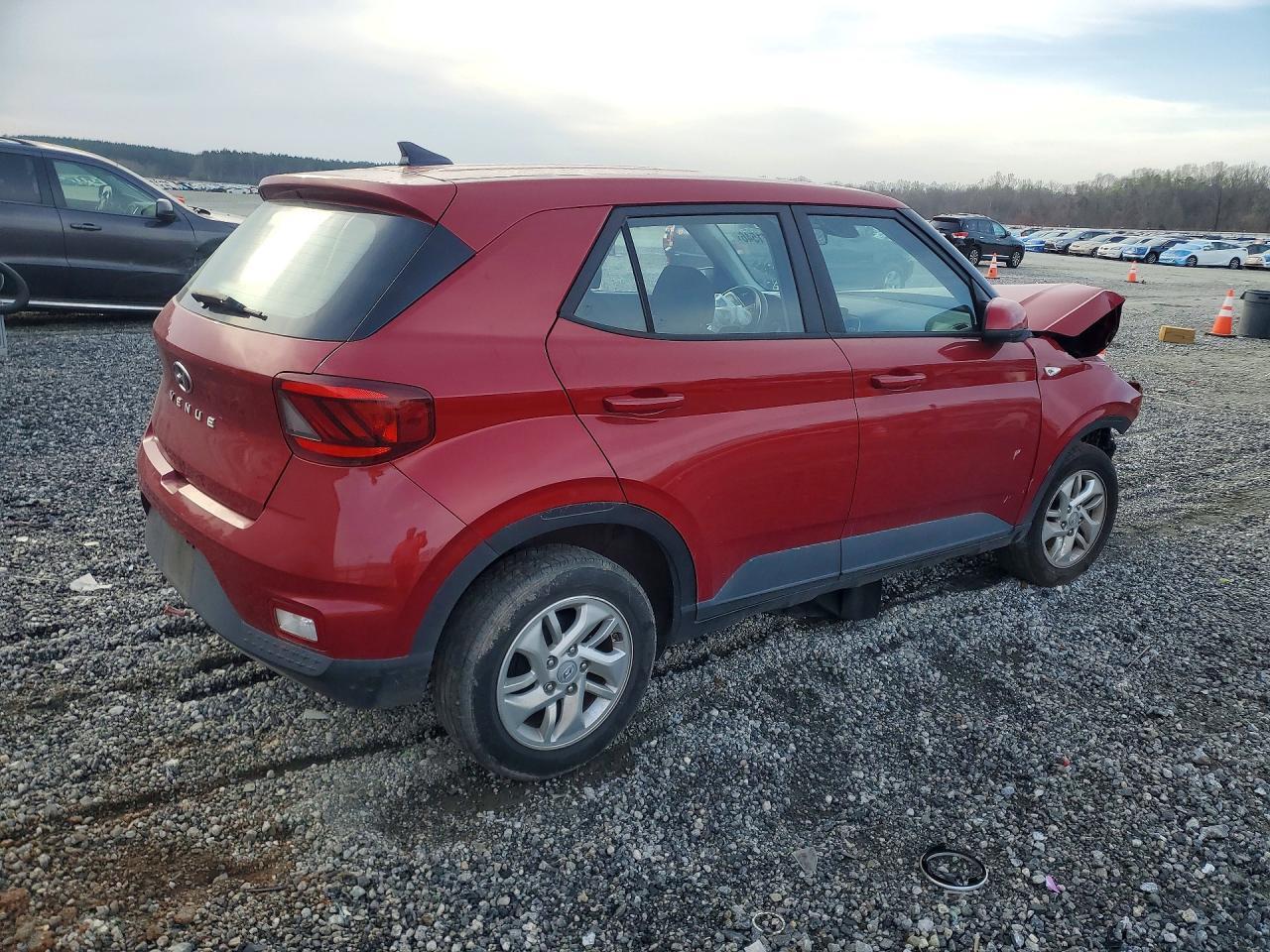 2021 Hyundai Venue Se - zdjęcie 3