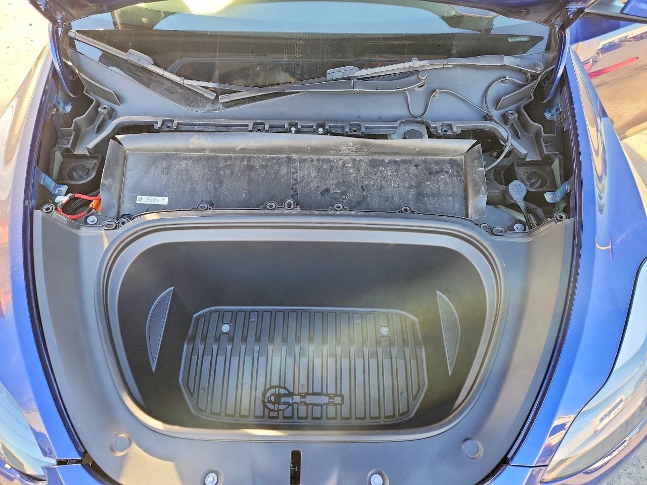 2023 Tesla Model Y - zdjęcie 11