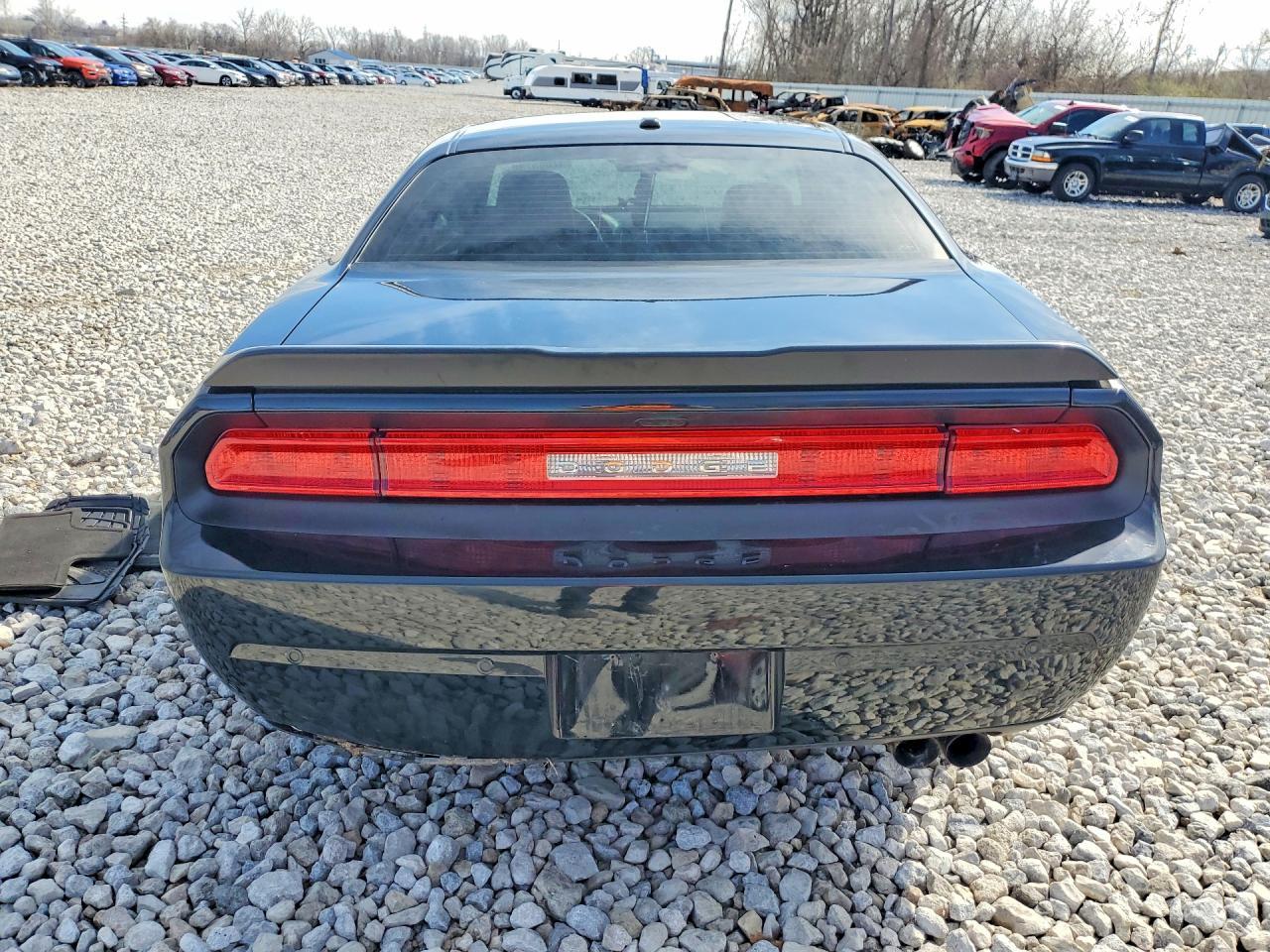 2013 Dodge Challenger R - zdjęcie 6