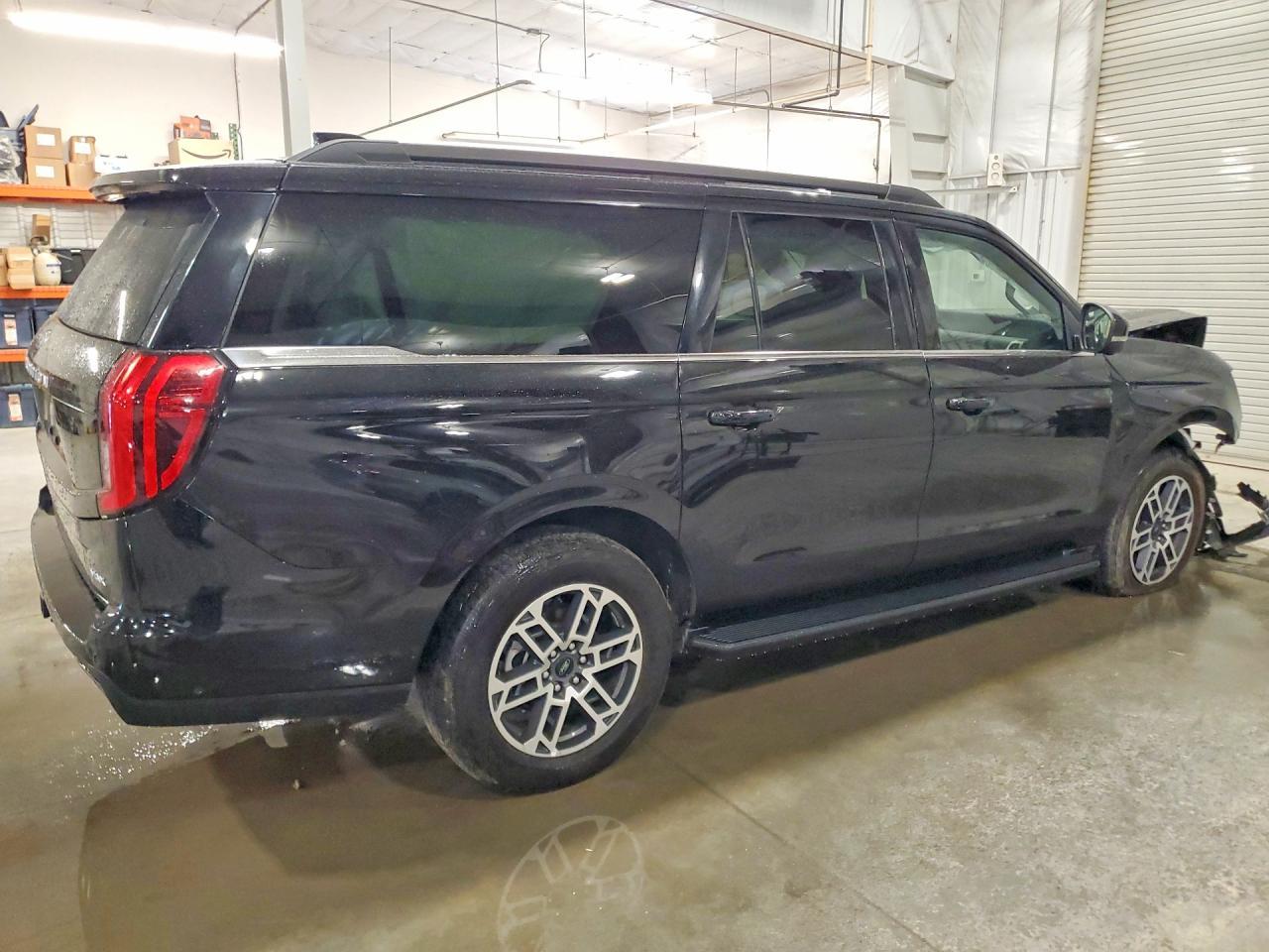 2025 Ford Expedition Max Active - zdjęcie 3