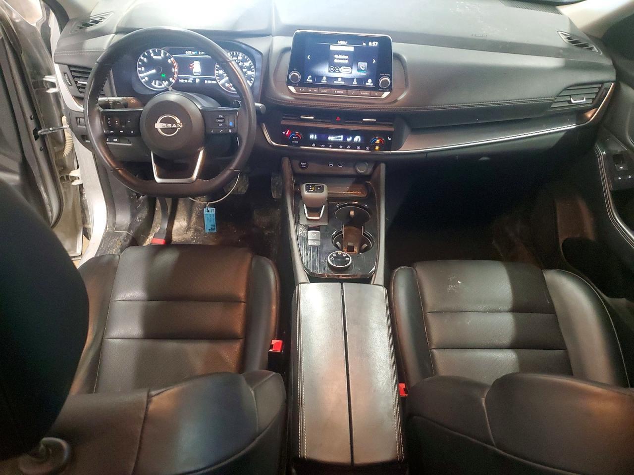 2024 Nissan Rogue Sv - zdjęcie 8