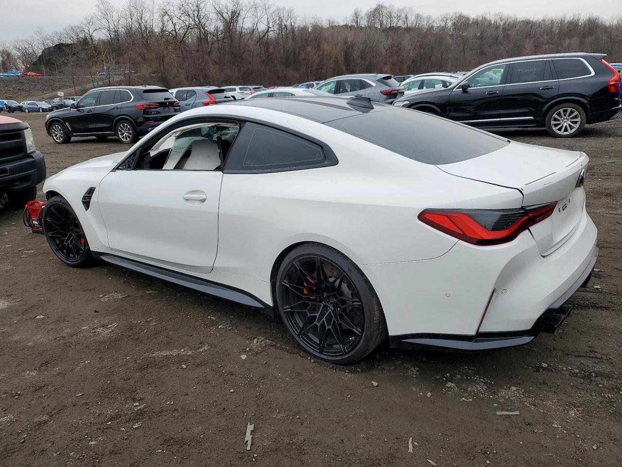 2023 BMW M4 Competition - zdjęcie 2