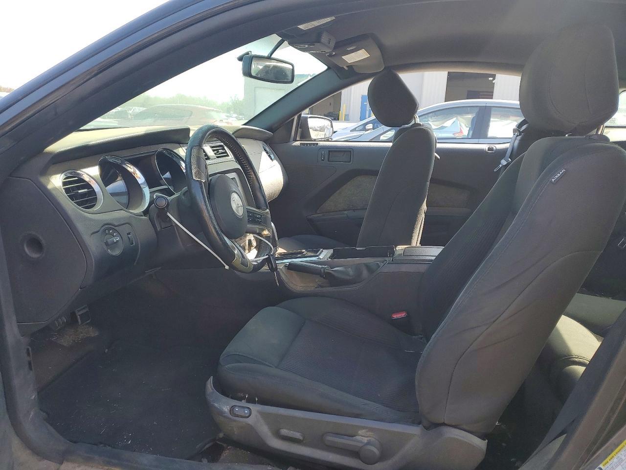 2013 Ford Mustang - zdjęcie 7