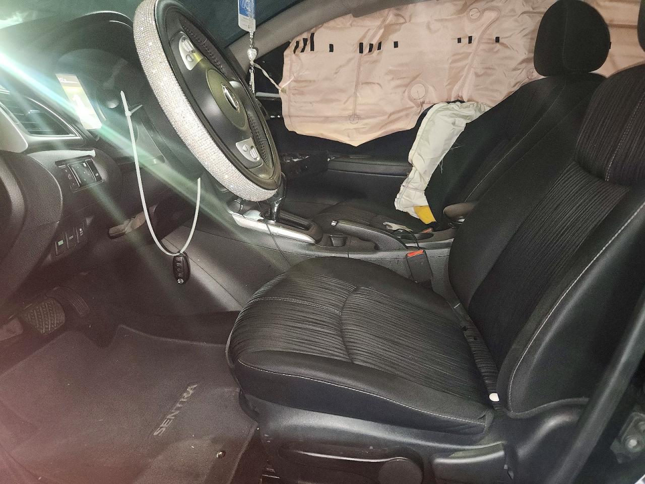 2018 Nissan Sentra Sv - zdjęcie 7