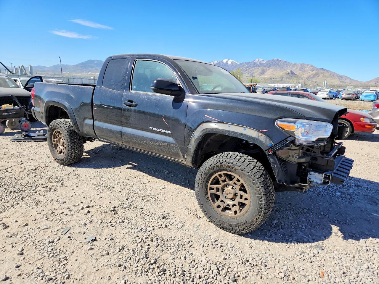 2022 Toyota Tacoma Sr5 V6 - zdjęcie 4
