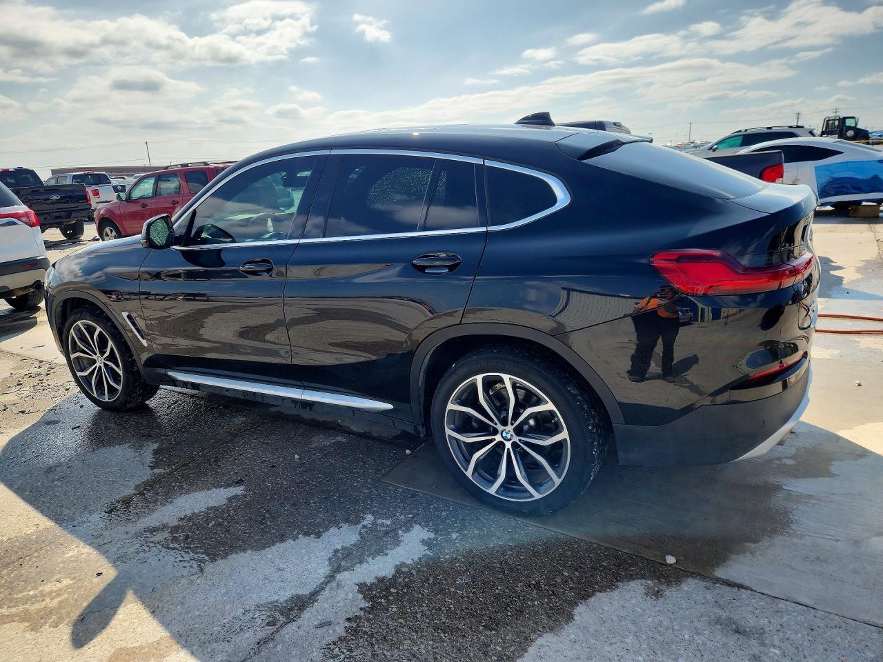 2021 BMW X4 xDrive30I - zdjęcie 2