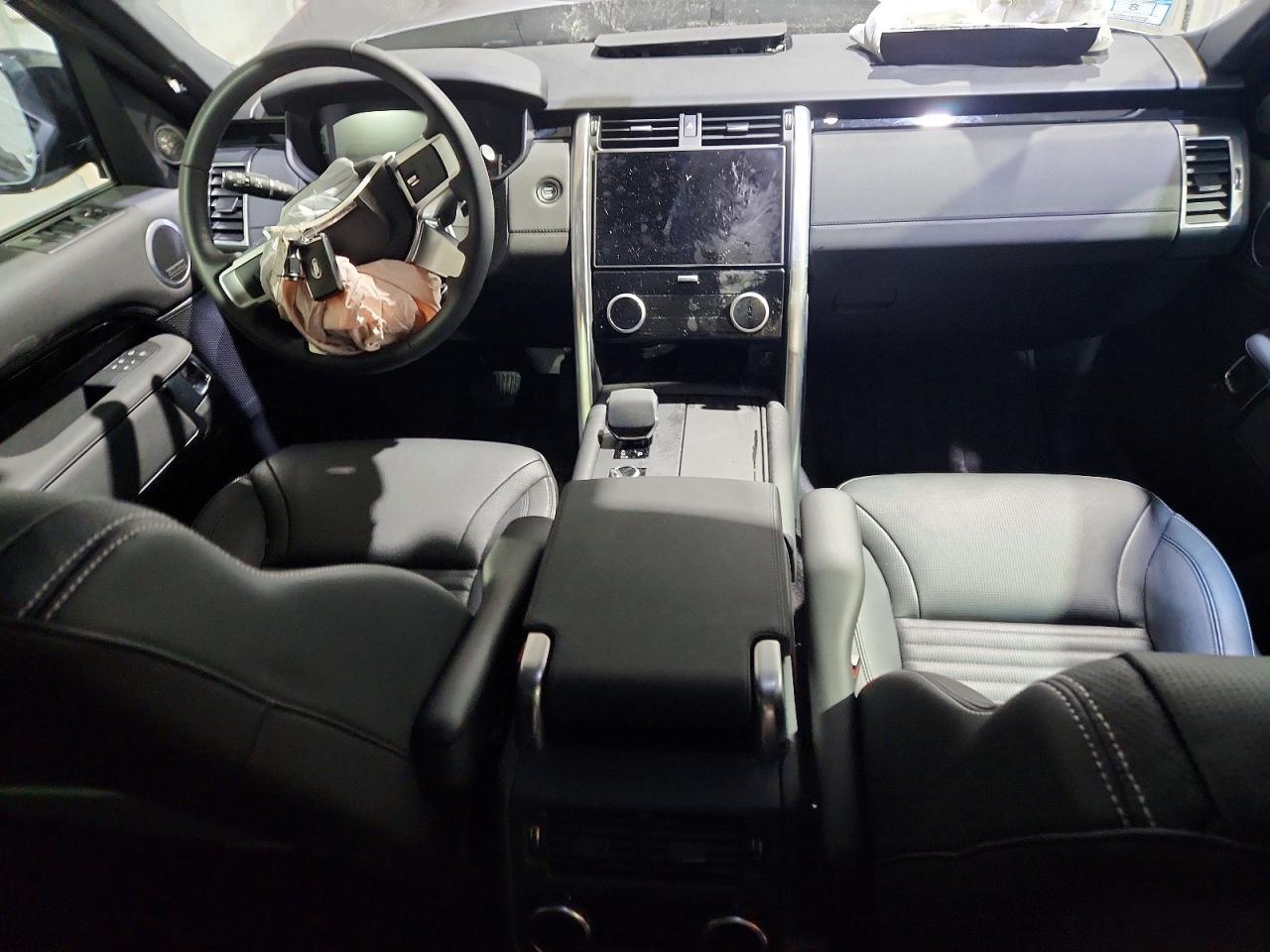 2025 Land Rover Discovery S - zdjęcie 8