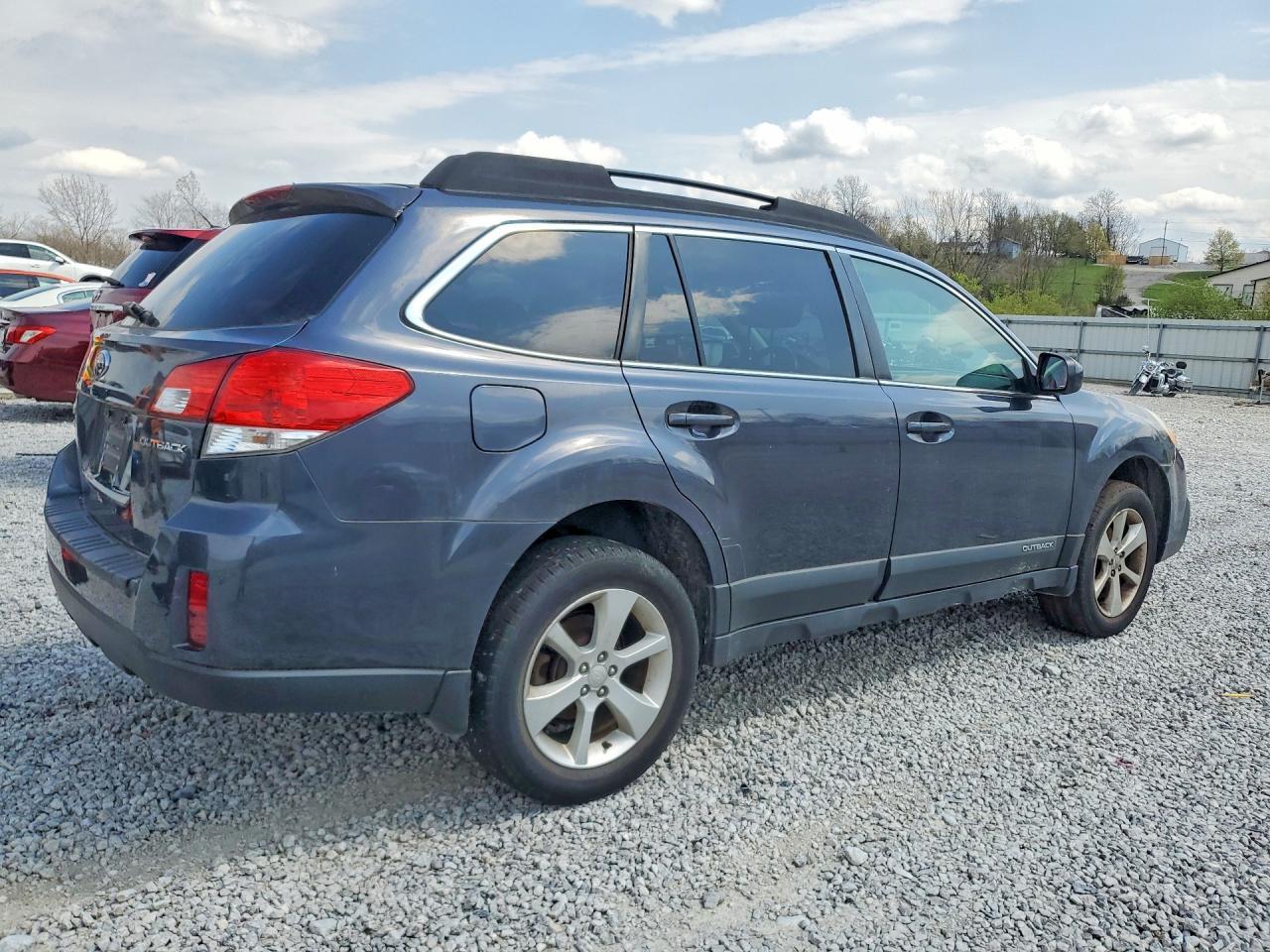 2013 Subaru Outback 2.5I Premium - zdjęcie 3