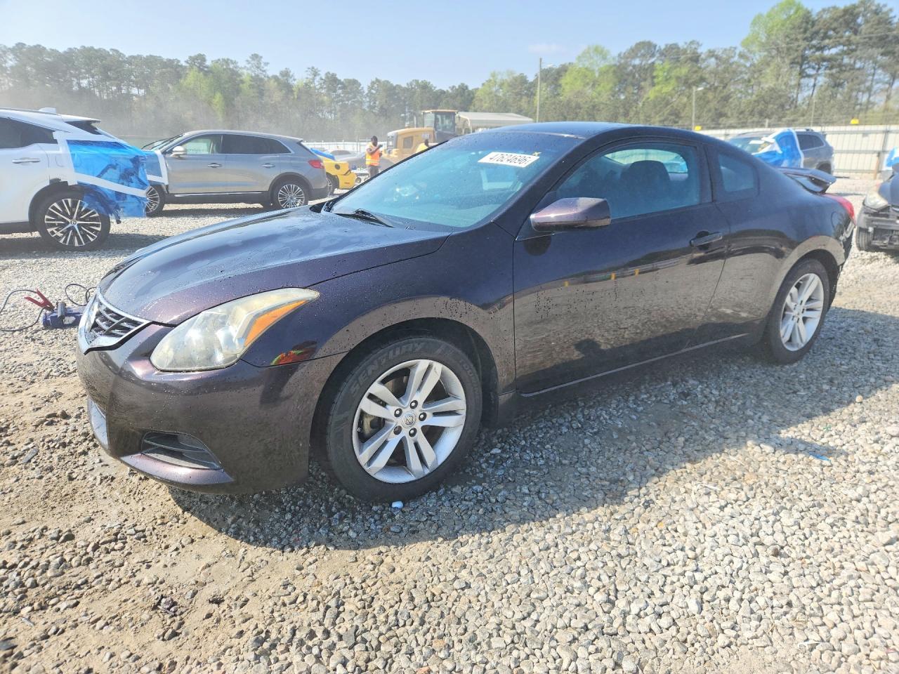 2013 Nissan Altima 2.5 S - zdjęcie główne