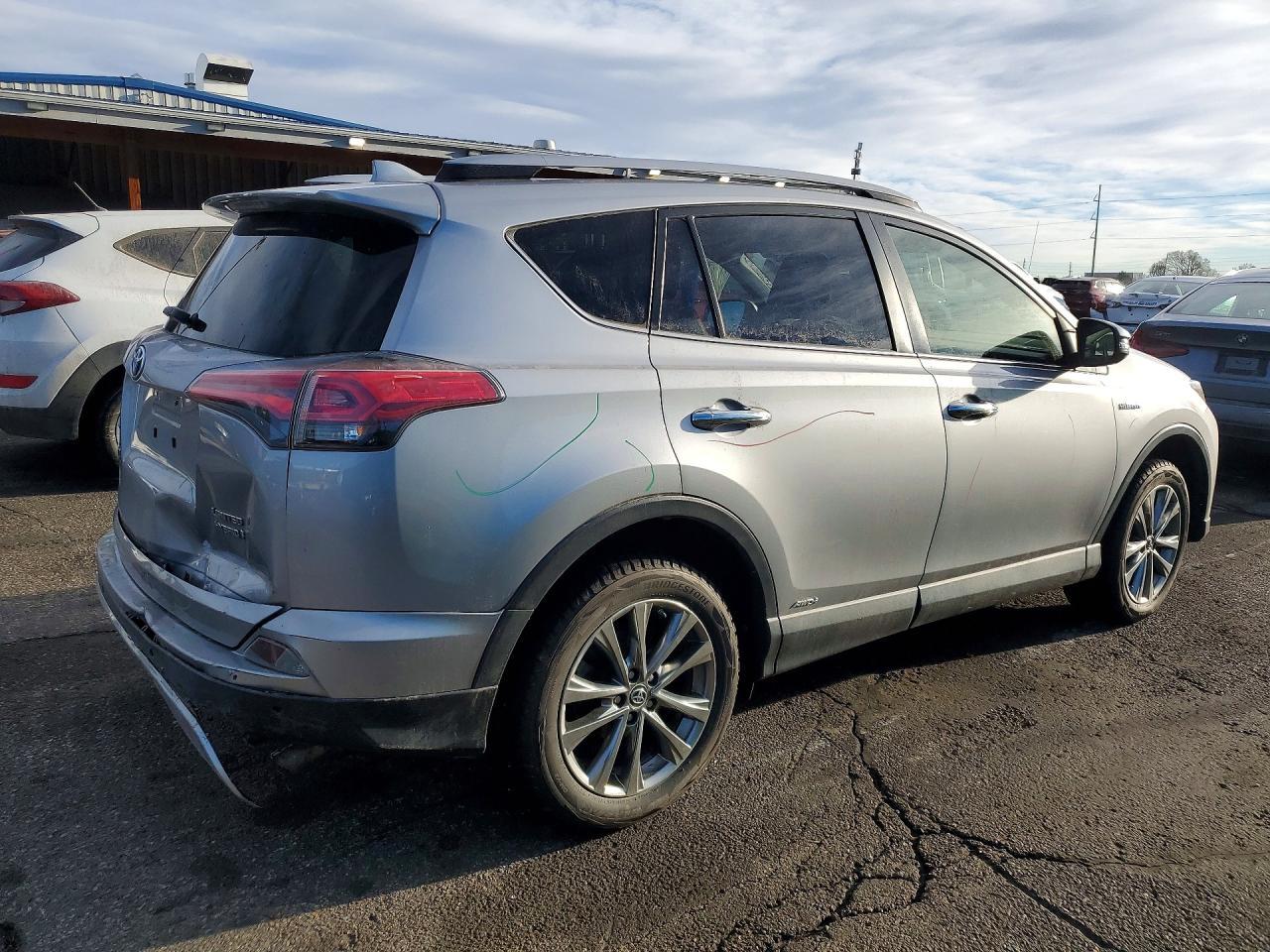 2017 Toyota Rav4 Hybrid Limited - zdjęcie 3