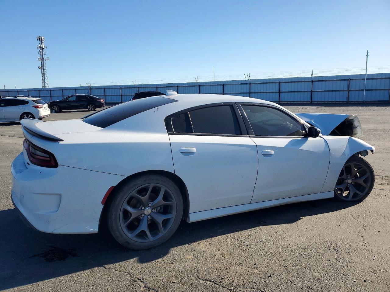 2021 Dodge Charger Gt - zdjęcie 3