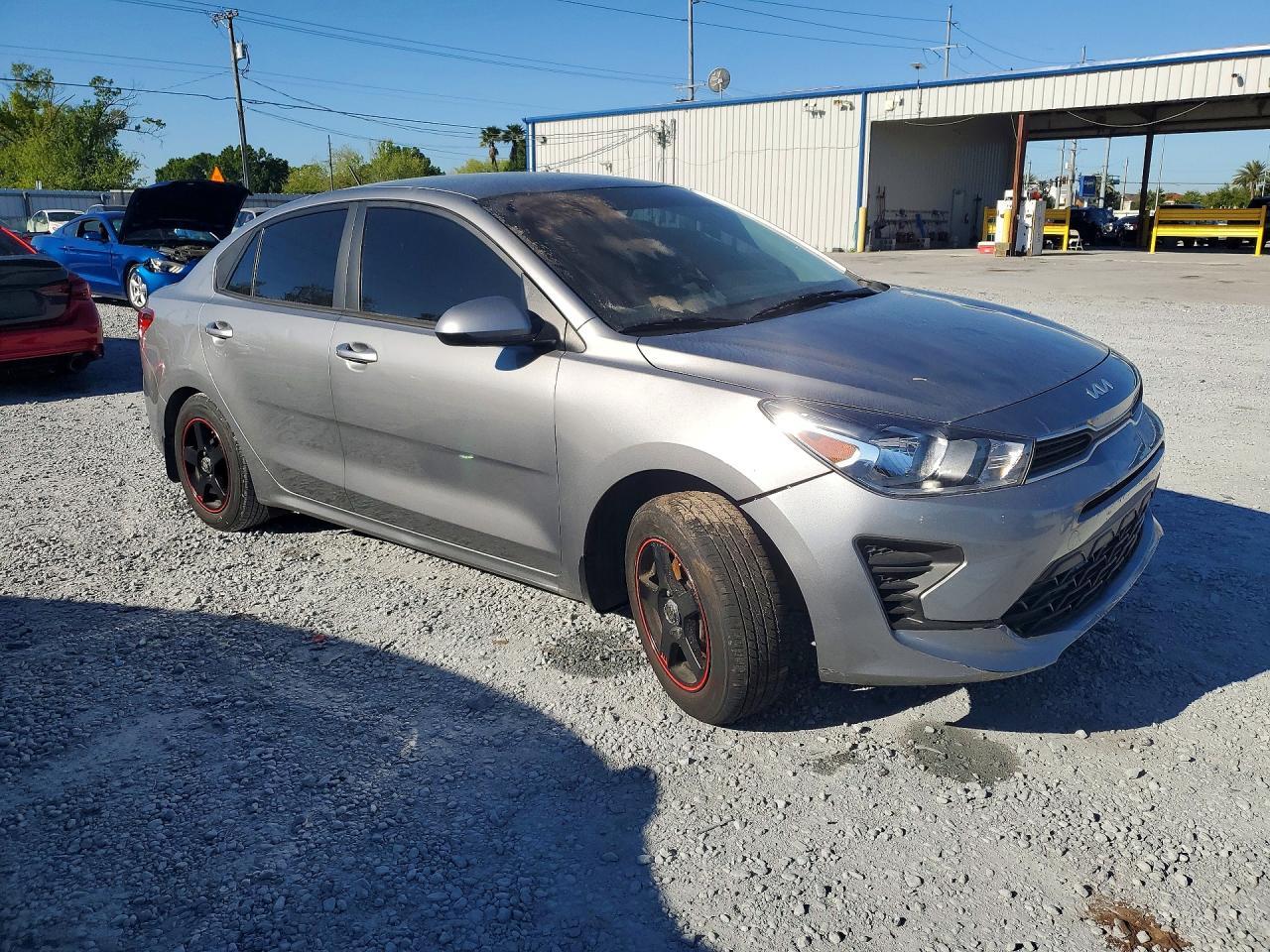 2023 Kia Rio S - zdjęcie 4