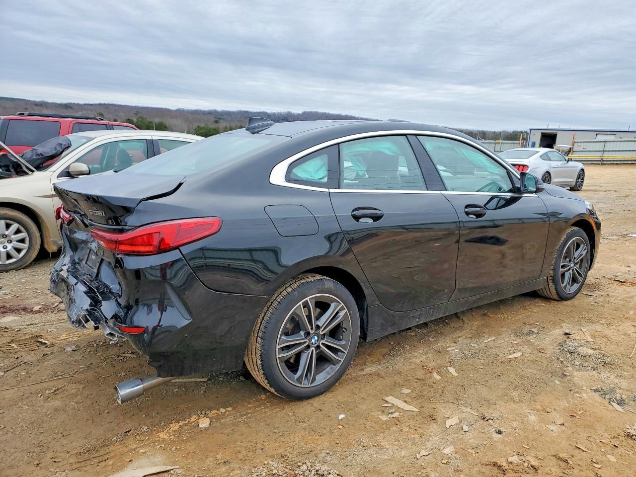 2023 BMW 228Xi - zdjęcie 3