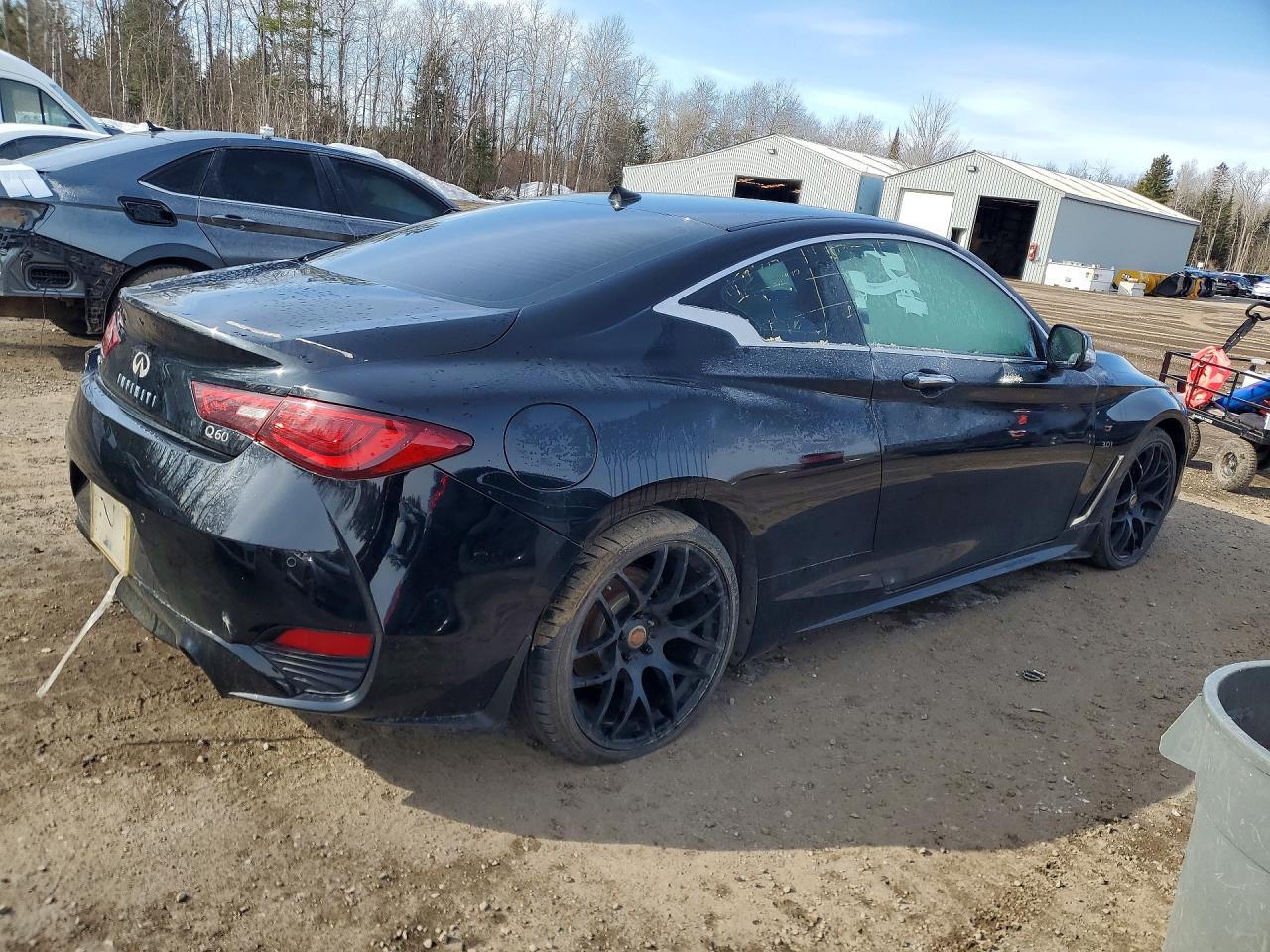 2017 Infiniti Q60 3.0T Premium - zdjęcie 3