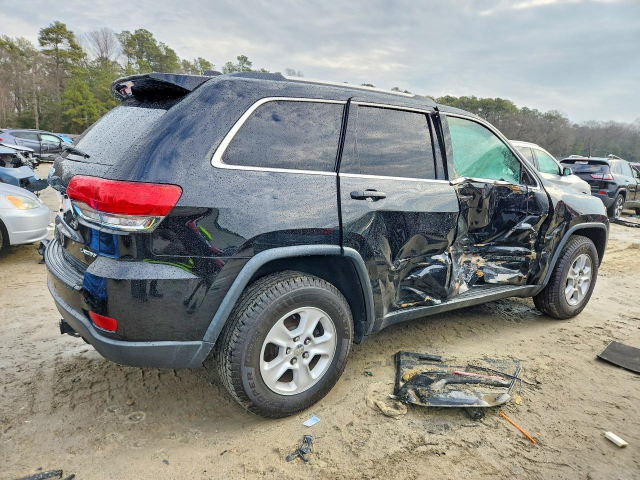 2017 Jeep Grand Cherokee Laredo - zdjęcie 3
