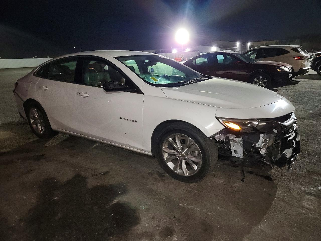 2021 Chevrolet Malibu Lt - zdjęcie 4