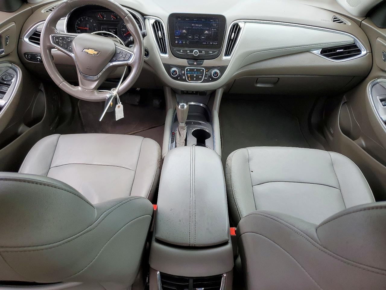 2019 Chevrolet Malibu Lt - zdjęcie 8