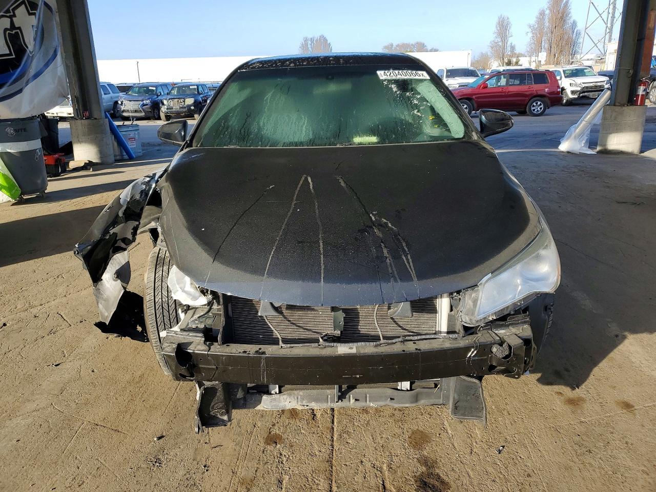 2016 Toyota Camry Le - zdjęcie 5