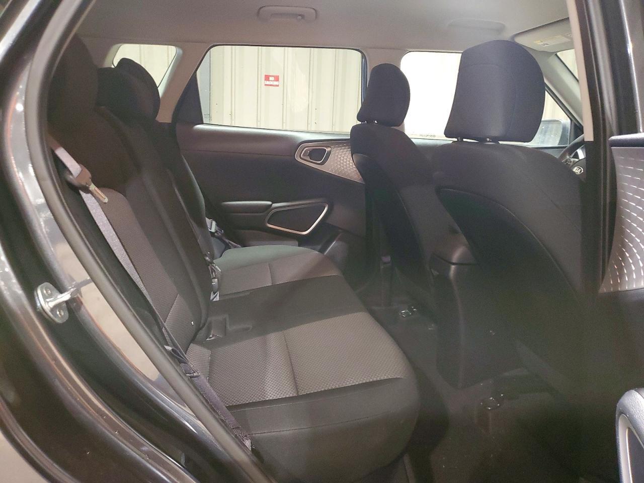 2021 Kia Soul Lx - zdjęcie 11