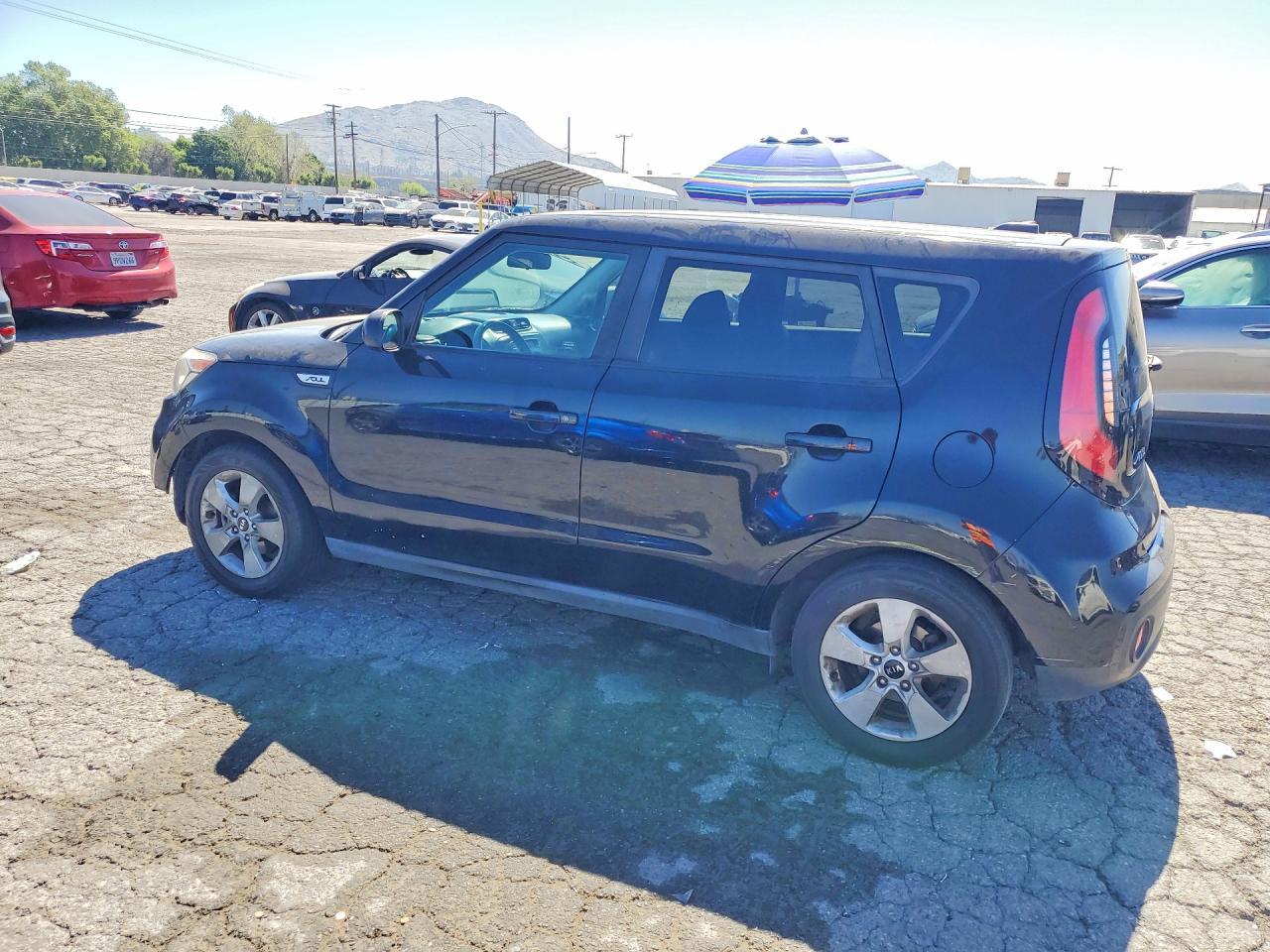 2018 Kia Soul Base - zdjęcie 2