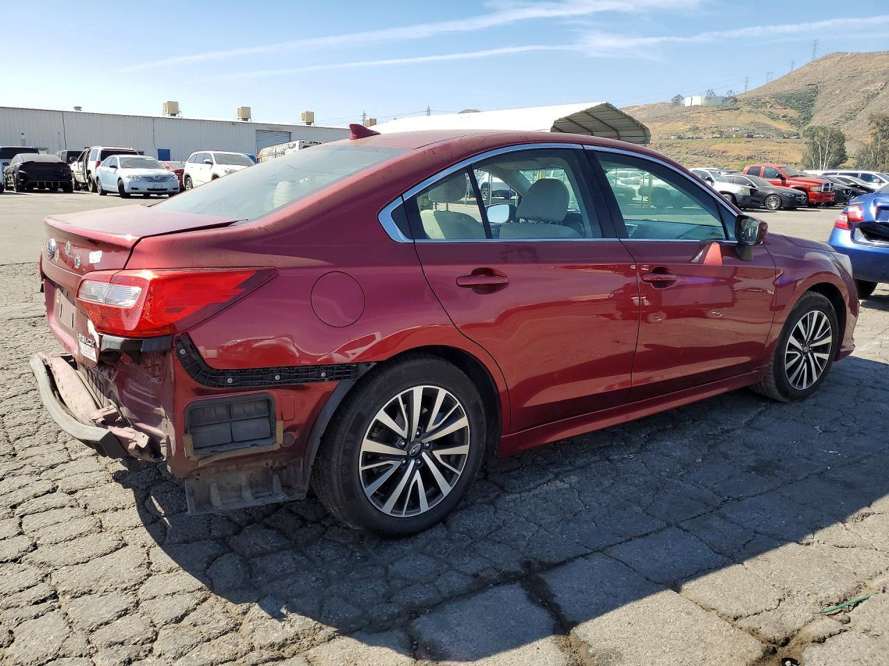 2018 Subaru Legacy 2.5I Premium - zdjęcie 3