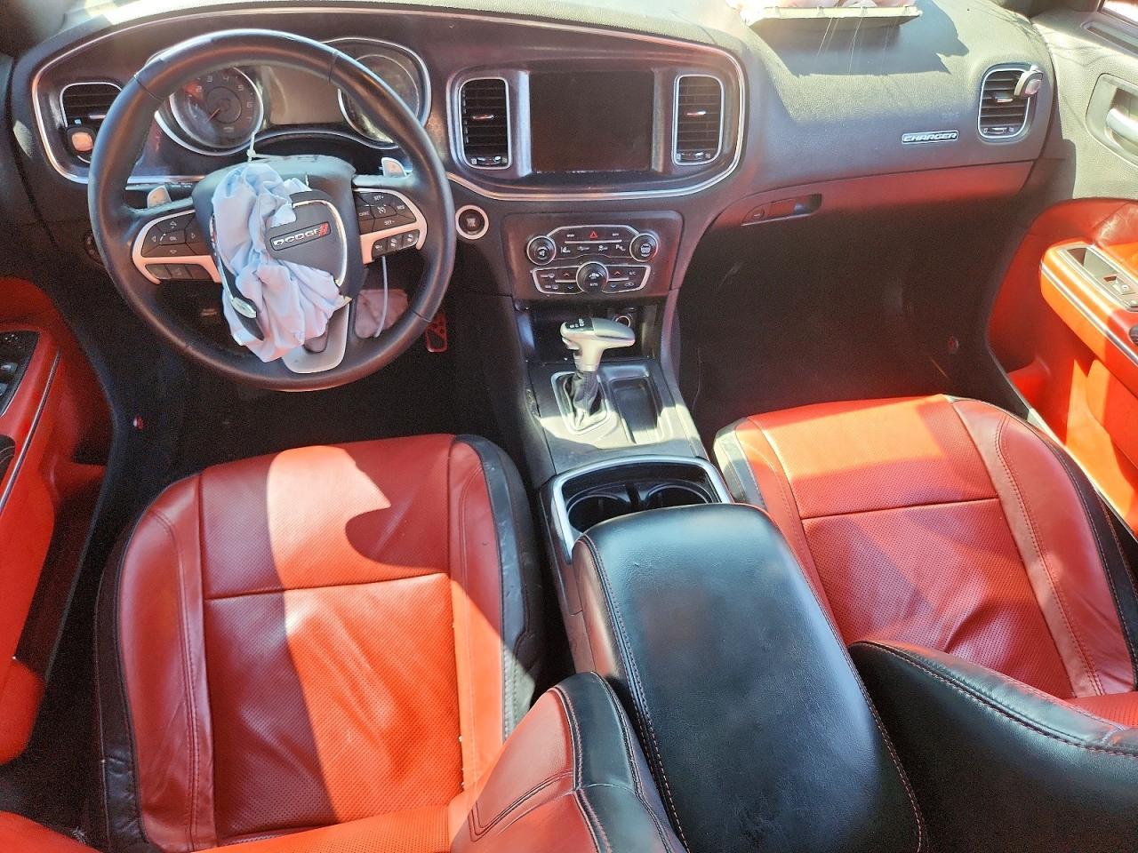 2016 Dodge Charger R - zdjęcie 8