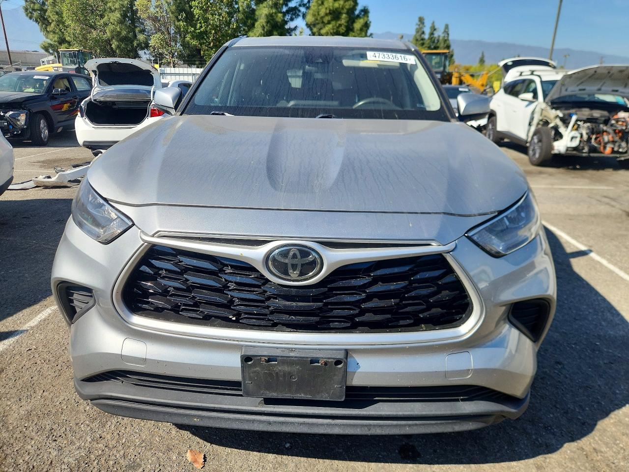 2020 Toyota Highlander L - zdjęcie 5
