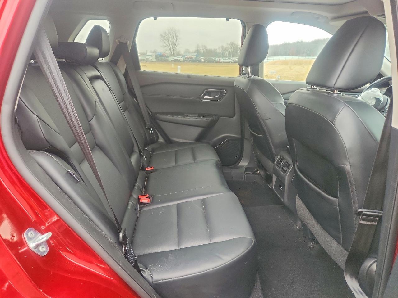 2021 Nissan Rogue Sv - zdjęcie 11