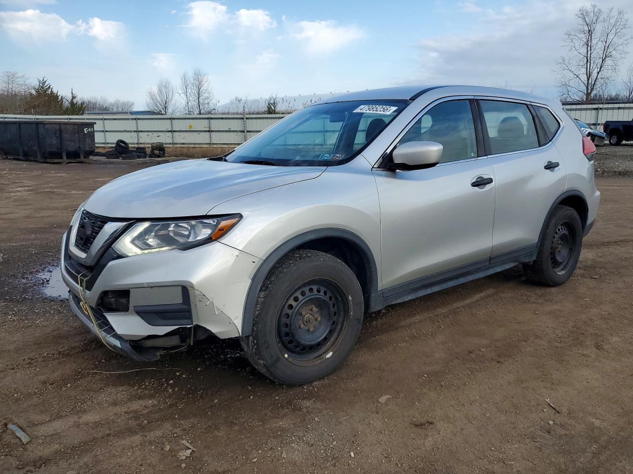 Nissan Rogue - zdjęcie 1