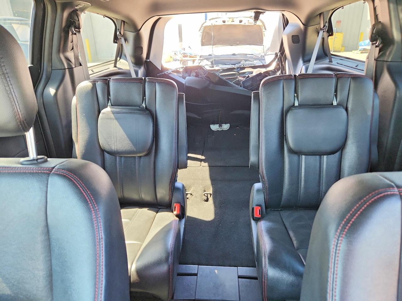 2015 Dodge Grand Caravan R - zdjęcie 10